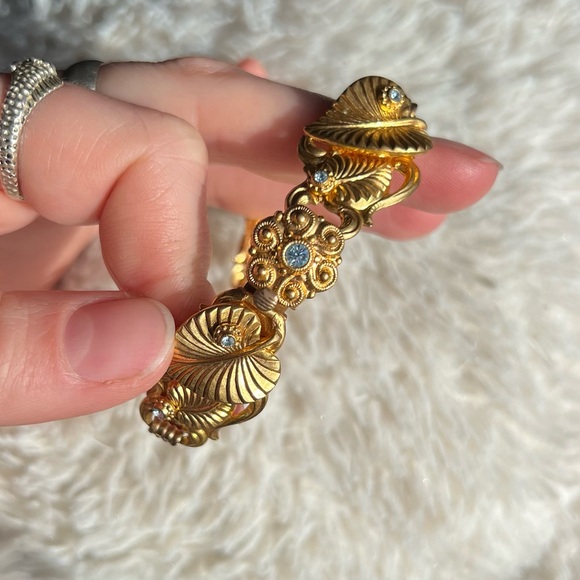 Vintage Gold Leafy Bracelet - Picture 10 of 14